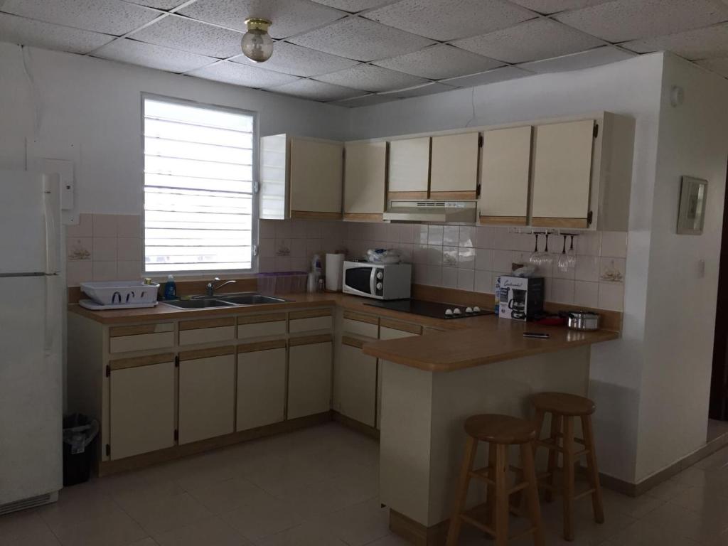 Newly Furnished 3 Bedroom Apartment 1 Bath in Hato Rey San Juan Puerto