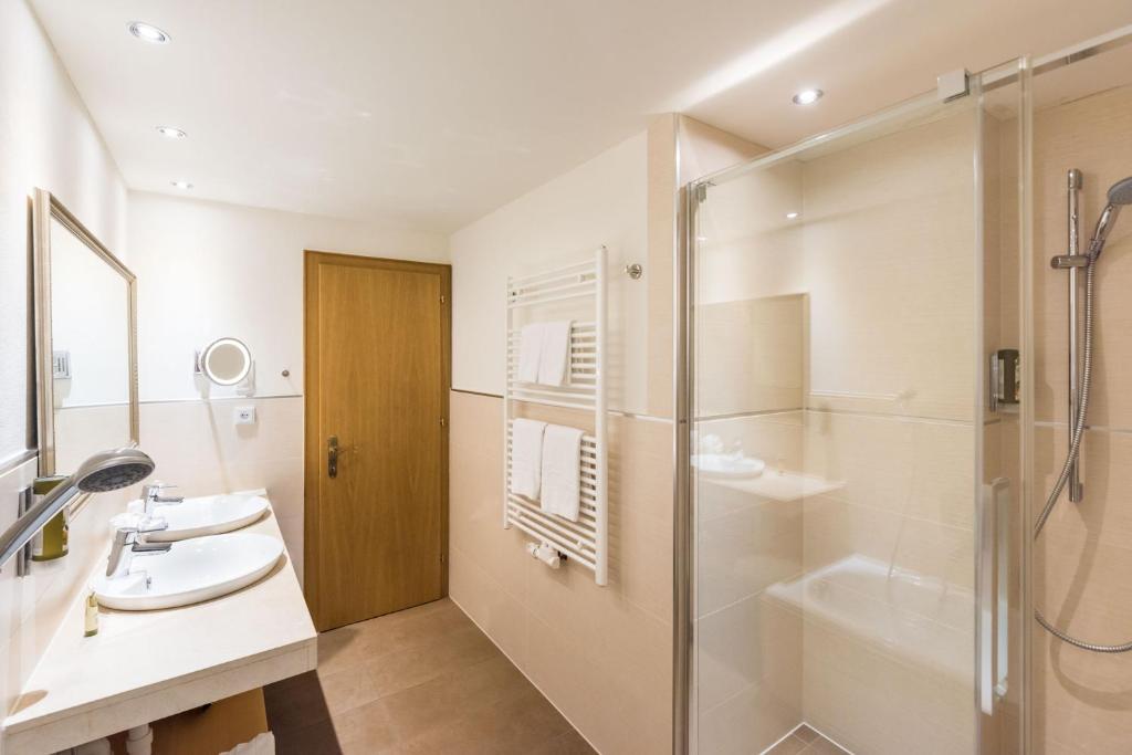 Koupelna v ubytování Hotel Walserberg