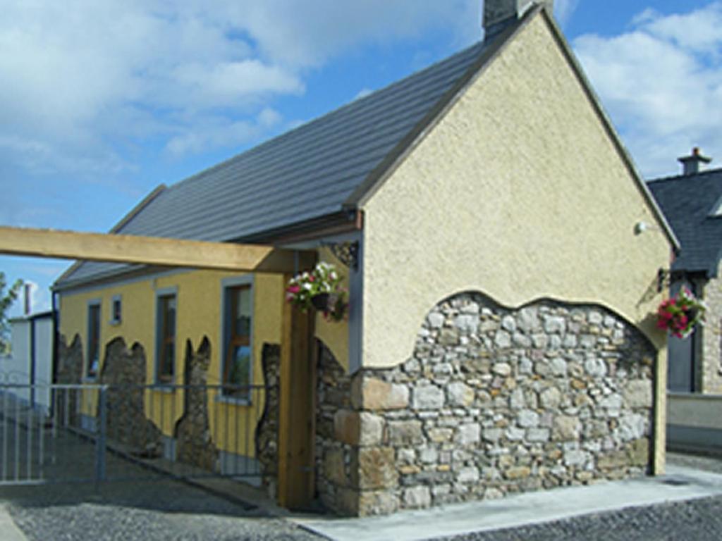 Beezies Self Catering Cottages