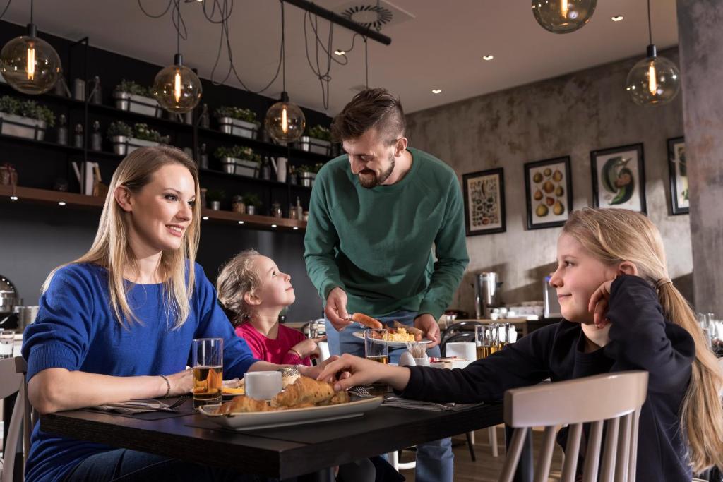 Hotel Sadova - Resim 20