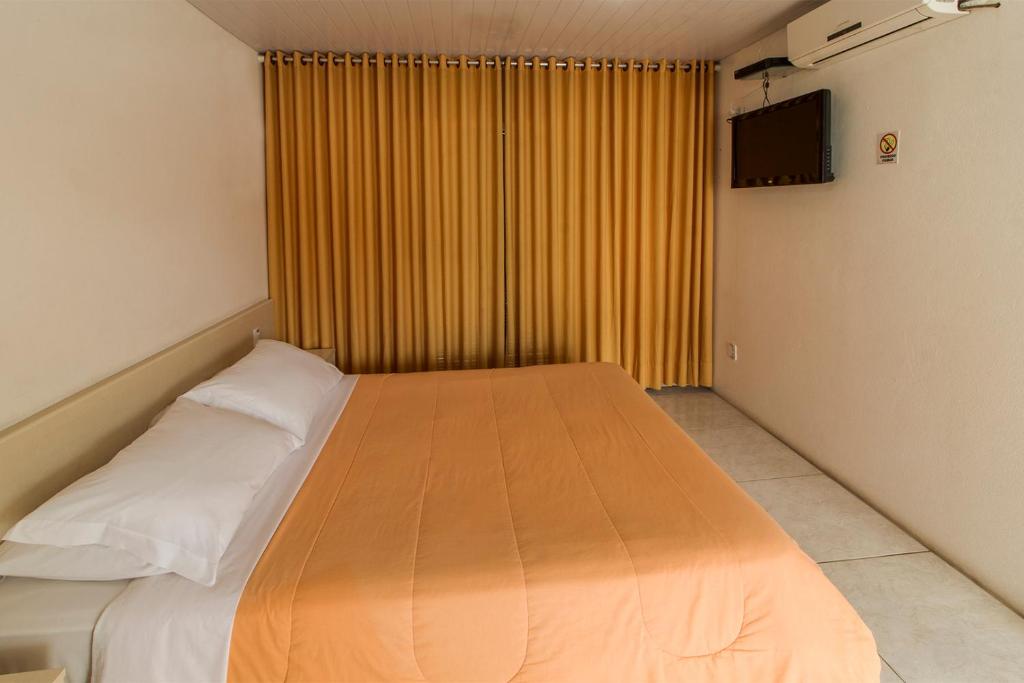  Hotel Centenário