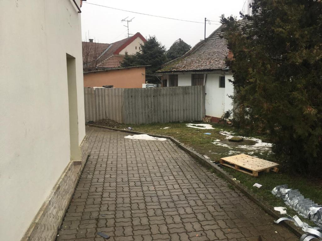 Budynek, w którym mieści się pensjonat