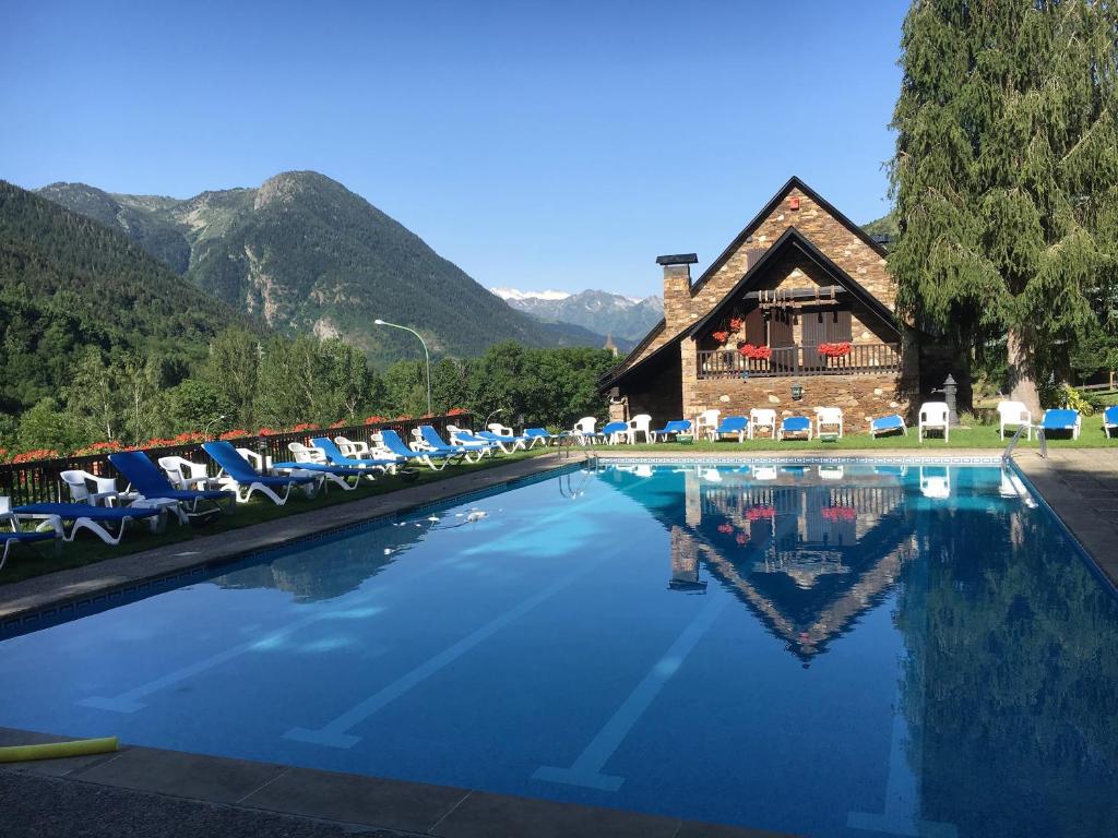 Fotografie z fotogalerie ubytování Hotel Lacreu v destinaci Salardú