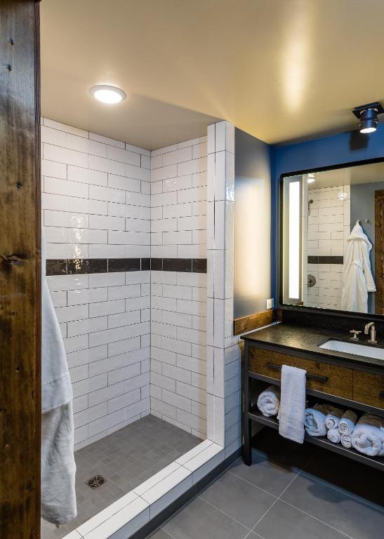 Bagno di Sage Lodge