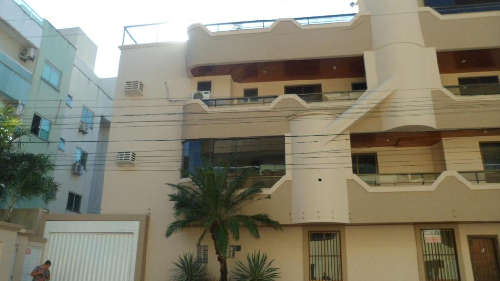  Excelente apto 3 dormitorios com piscina exclusiva