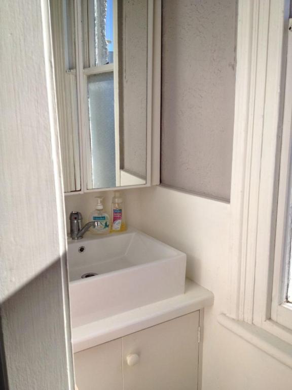 Ponsonby Boutique Villa with Private Gym - Resim 8