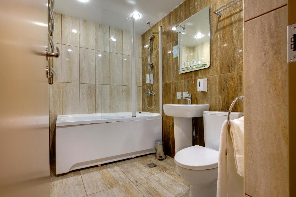Koupelna v ubytování Liivarand Hotel