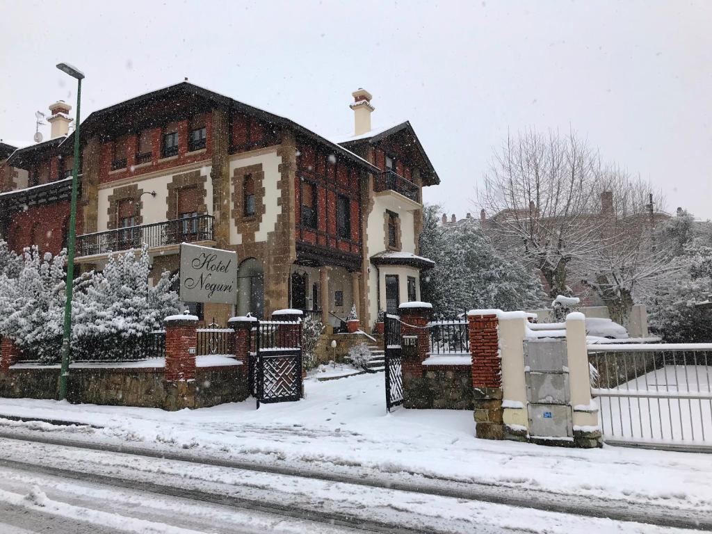 Hotel Neguri v zimě