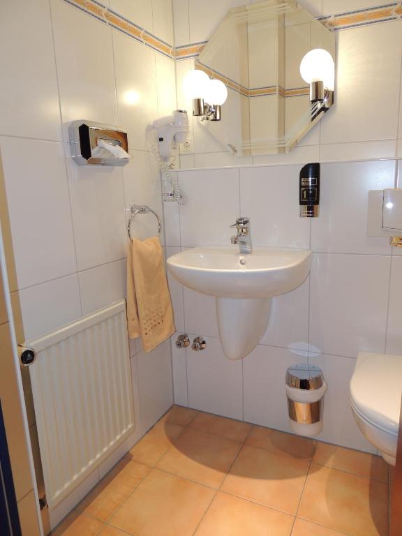 Koupelna v ubytování Hotel Prinz Heinrich