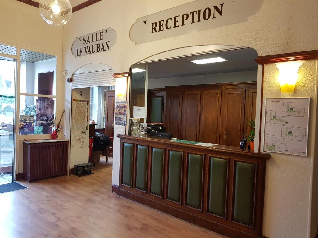 Vstupní hala nebo recepce v ubytování Hotel Bar Restaurant Saint Paul