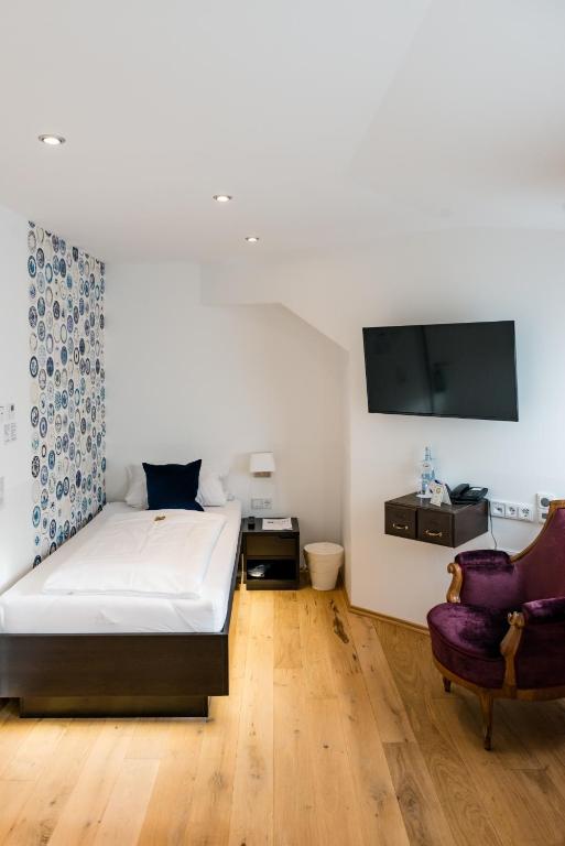 
Standard Single Room
