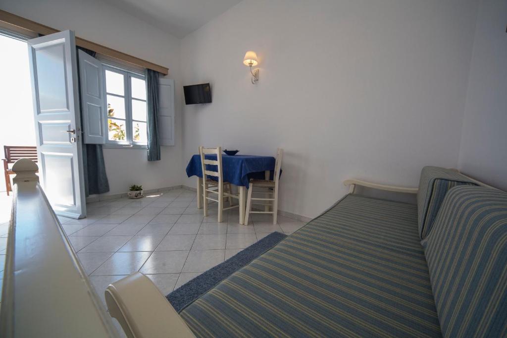 Ianthe Apartments & Villa - 14