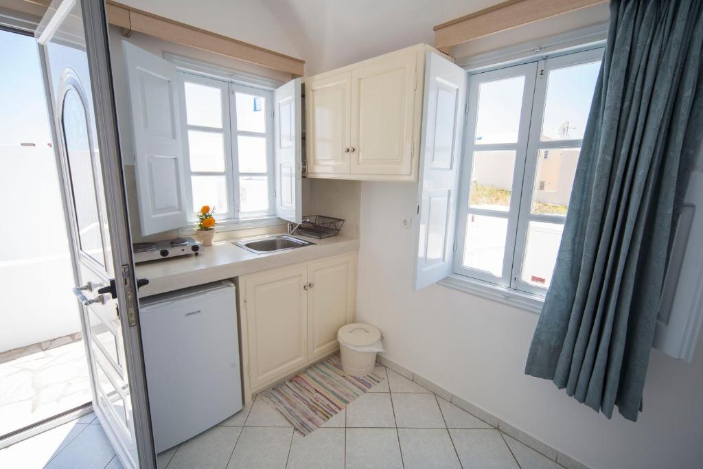 Ianthe Apartments & Villa - 8