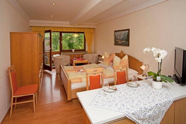 Posedenie v ubytovaní Gästehaus-Pension Bendler