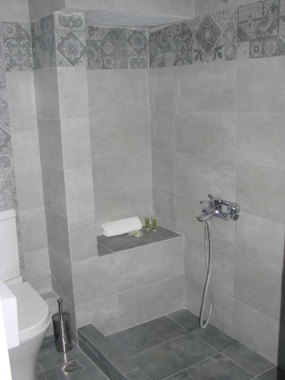 Koupelna v ubytování Nikolas Hotel