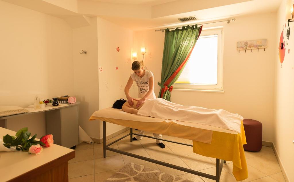 Lázně a/nebo wellness v ubytování Hotel Hellweger