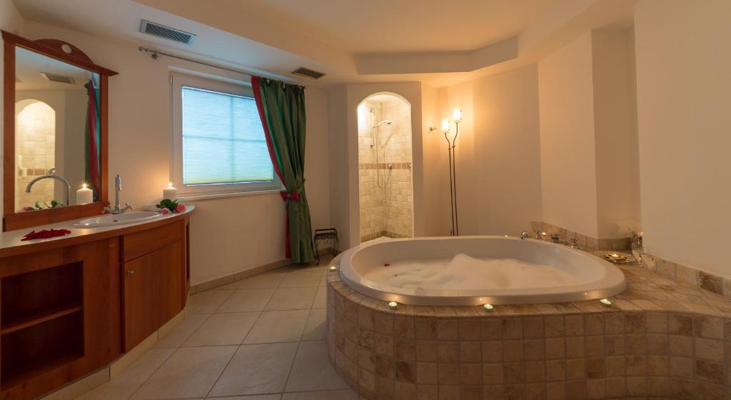 Koupelna v ubytování Hotel Hellweger