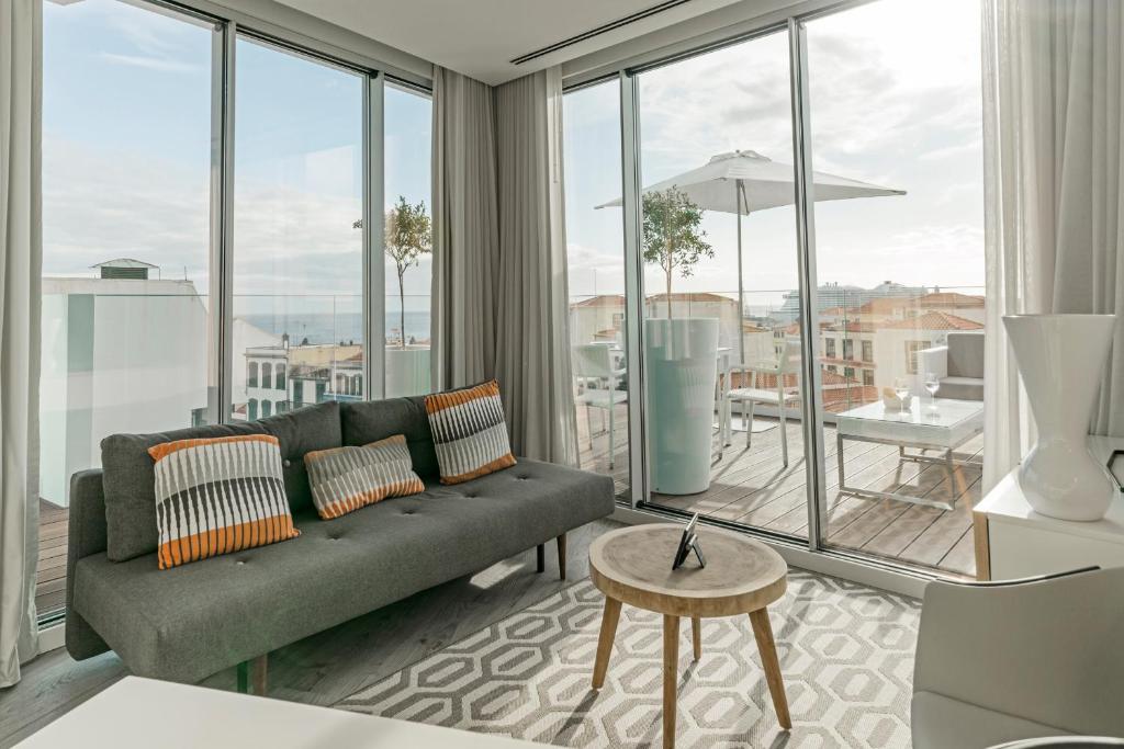 FAA Rentals 31 de Janeiro by An Island Apart - Penthouse Apartment