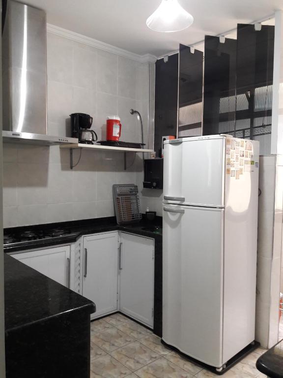  Apartamento Temporada Guarujá