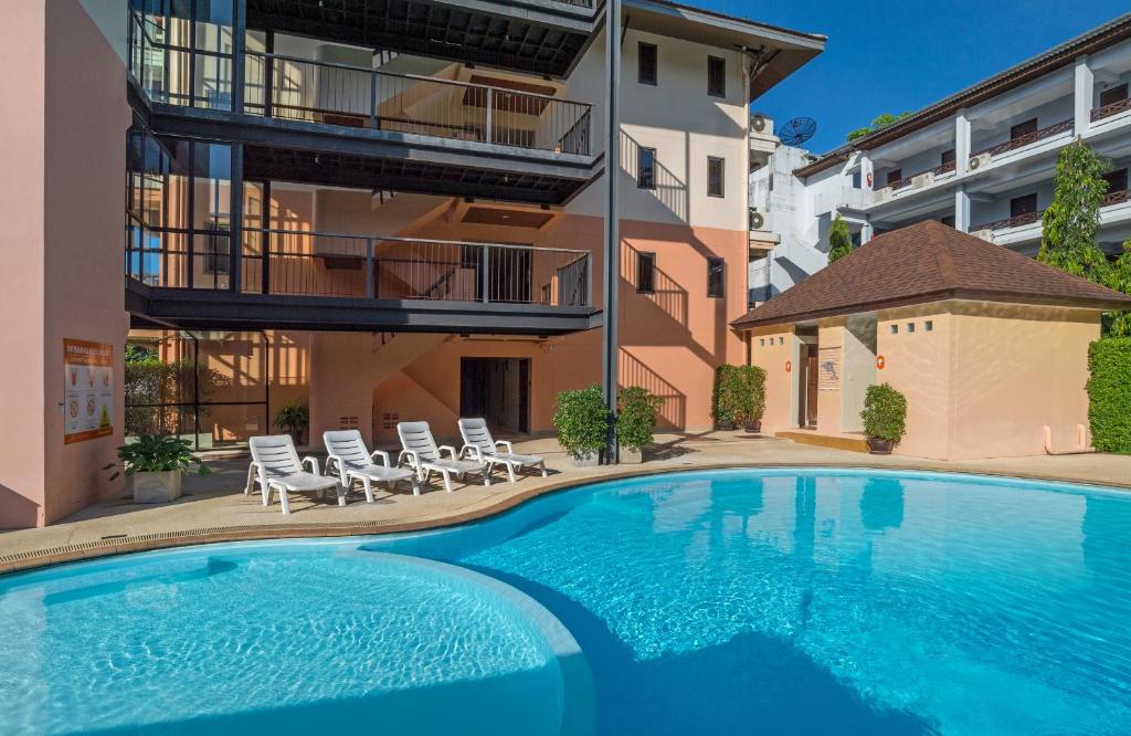 Bazén v ubytování Srisuksant Resort nebo v jeho okolí