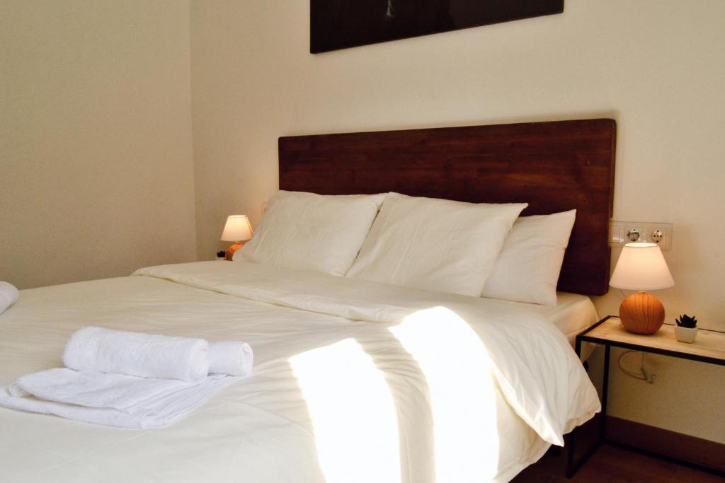 Hola Valencia - Holiday Apartments, Valencia – Updated 2023 ...