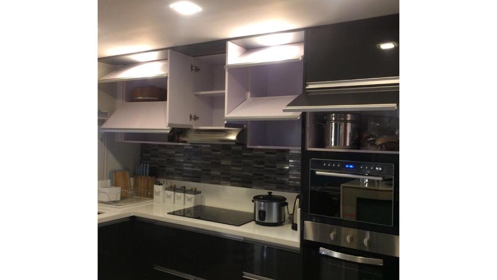 Hillary Timog Park Homes - Villa