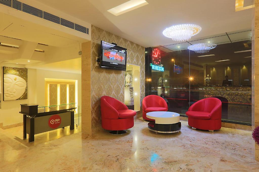 Posezení v ubytování Hotel International Inn - Near Delhi Airport