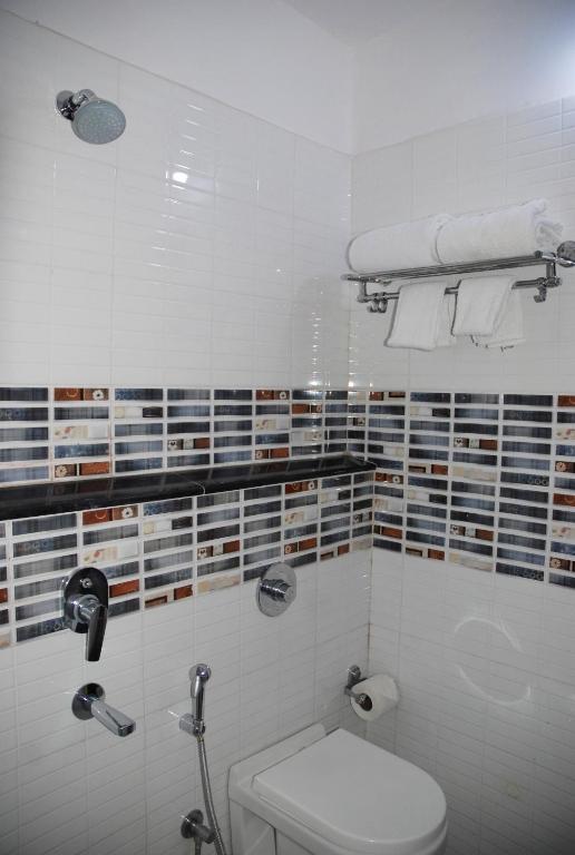 Un baño de The Bodhgaya Hotel School