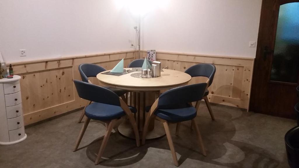 Fotografie z fotogalerie ubytování B&B Eischoll v destinaci Eischoll