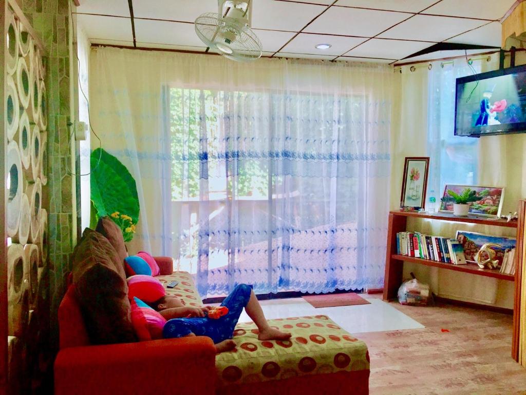 TV a/nebo společenská místnost v ubytování Hwan Dynasty Suite