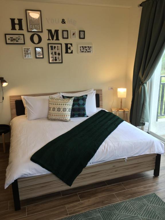 Postel nebo postele na pokoji v ubytování Lanshan House