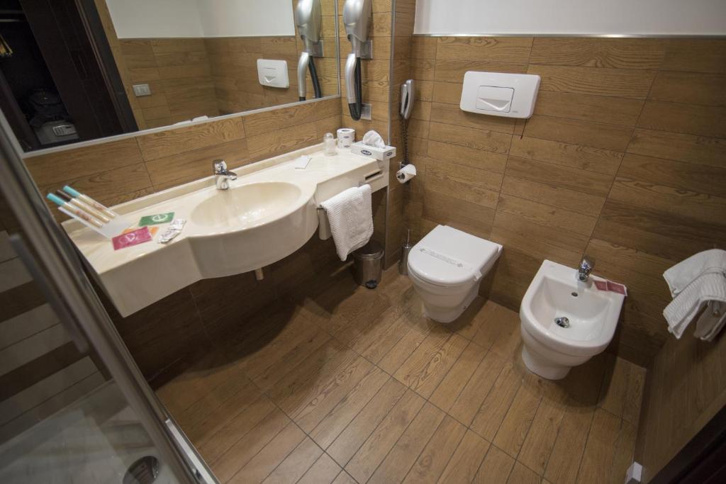 Vannituba majutusasutuses E' Hotel