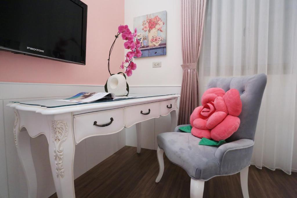 TV a/nebo společenská místnost v ubytování Campestral Garden
