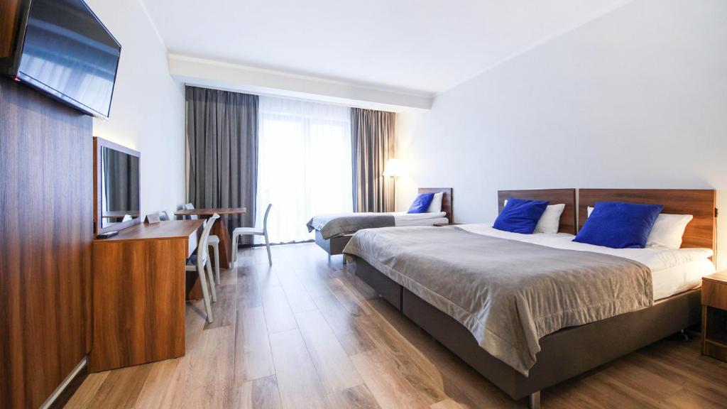 Bursztyn Park - Triple Room