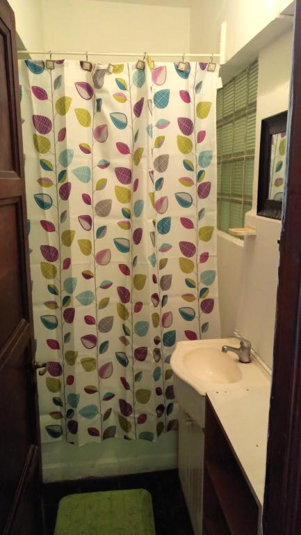 Um banheiro em Apartamento Valparaiso