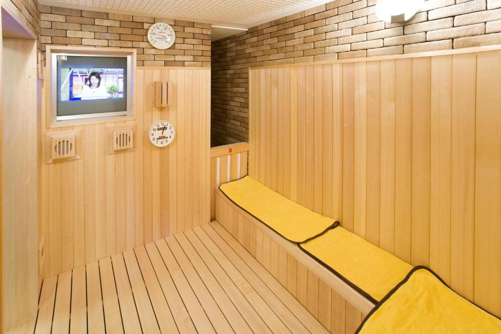 TV a/nebo společenská místnost v ubytování The Kato Hotel