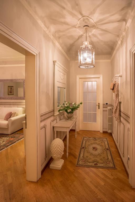 Domus Verona - Incantevole residenza difronte a casa Giulietta - 6