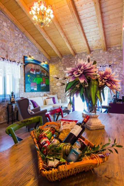 Posezení v ubytování Lilac Lilium Artistsvillas