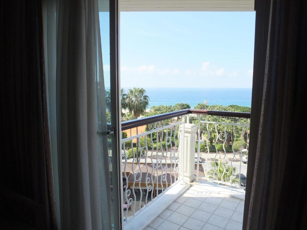 Balkón nebo terasa v ubytování Riviera Hotel & Spa