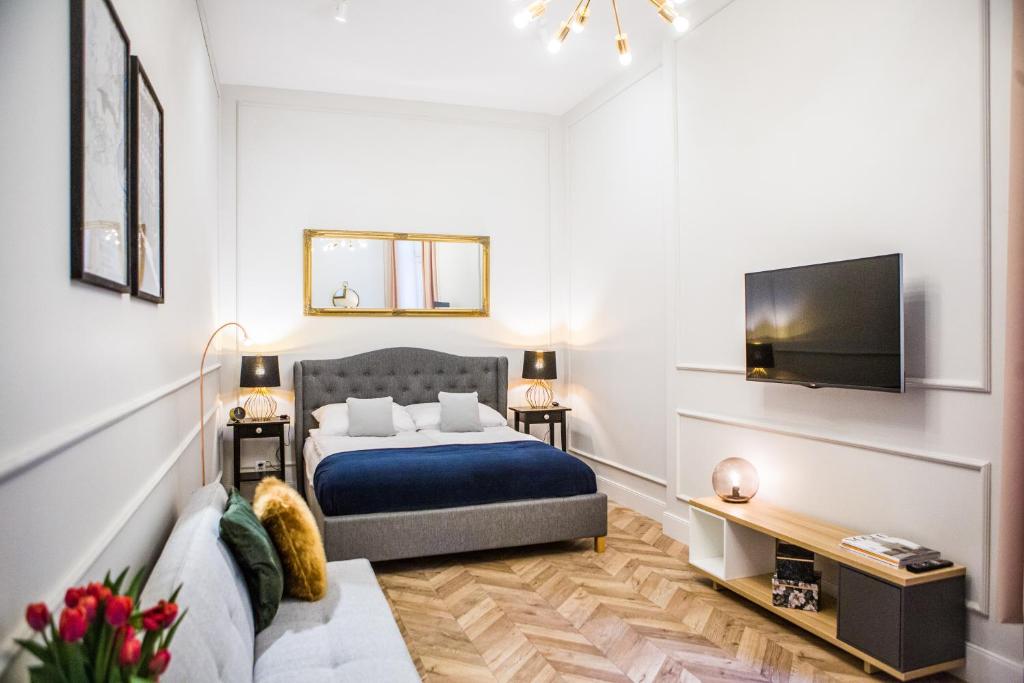 Gold Apartment - Housity