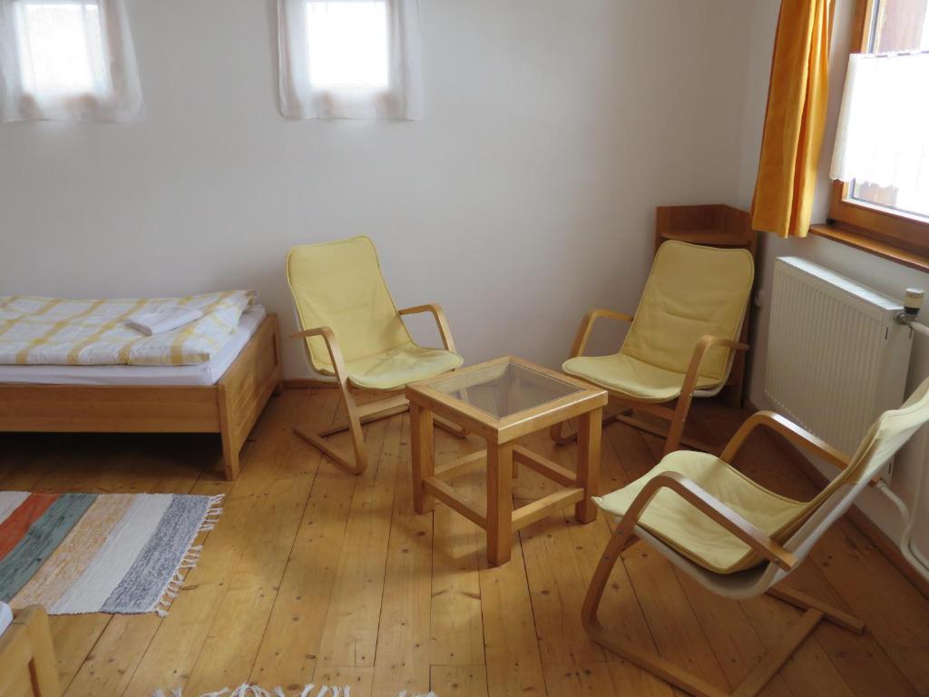Postel nebo postele na pokoji v ubytování Zubrovica