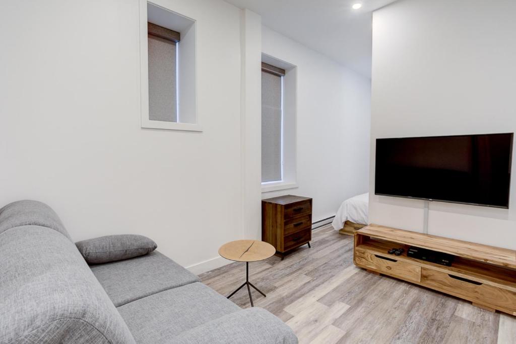 L'Adresse sur Grande-Allée Lofts - Open Space Loft 4 People - 105