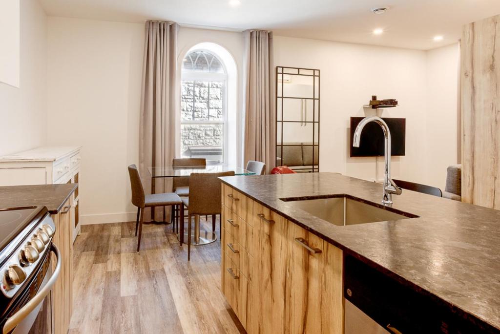 L'Adresse sur Grande-Allée Lofts - Open Space Loft 2 People - 208