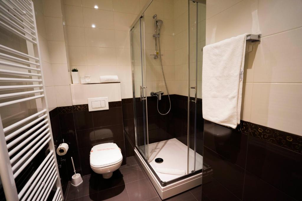 Koupelna v ubytování Hotel Royal Gold City