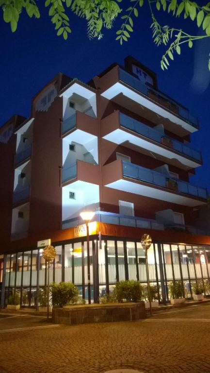 Budova, kde se hotel nachází
