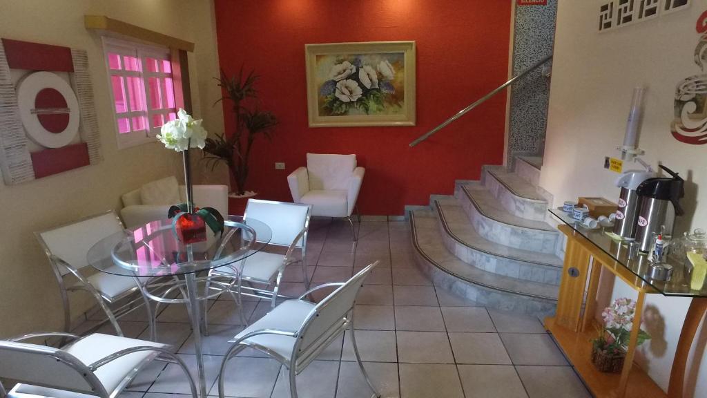  Hotel Boulevard