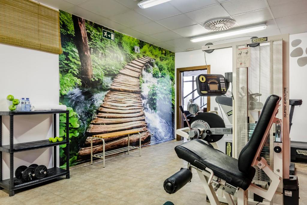 Fitness centrum a/nebo fitness zařízení v ubytování Hotel Exe Barcelona Gate