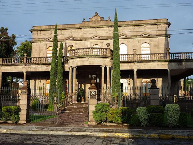 Casa Mariel