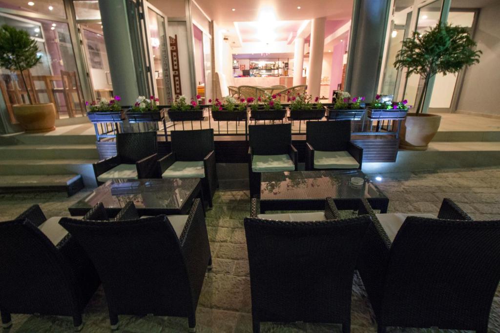 Posezení v ubytování Hotel & Rooms Lombrelle
