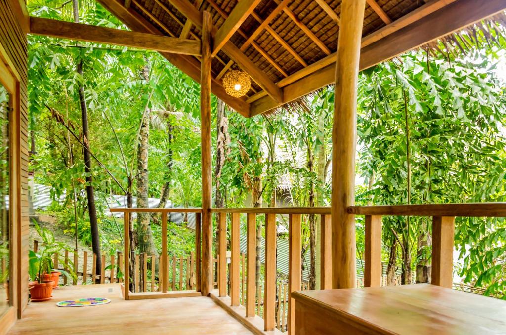 Balkón nebo terasa v ubytování Amihan Bungalows